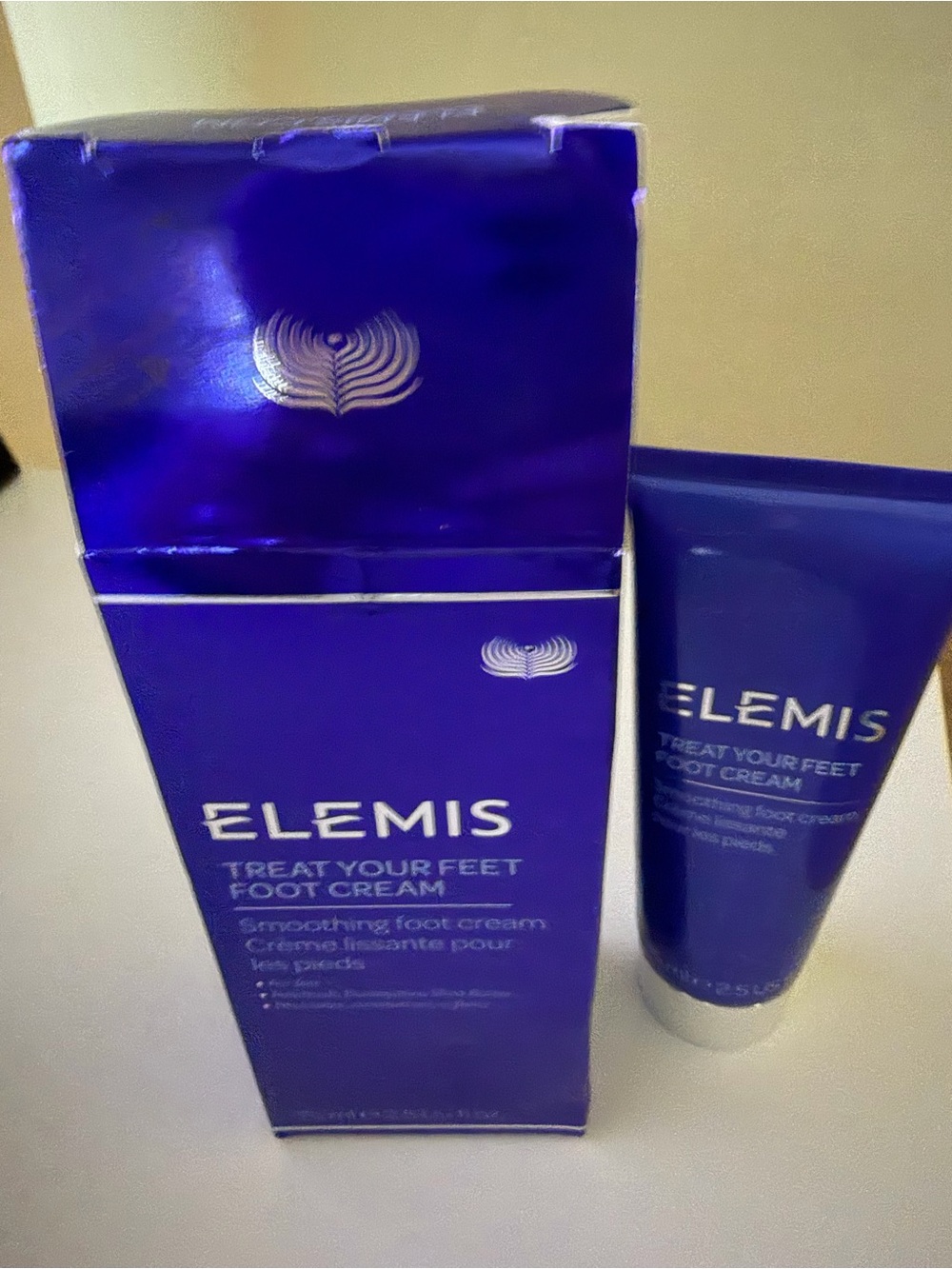 ELEMIS Blue Treat Your Feet Foot Cream